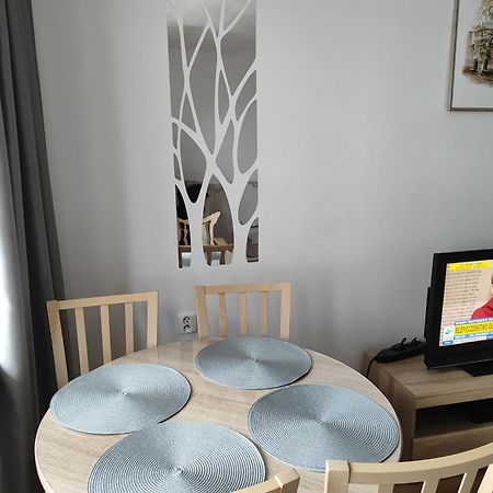 Apartament Praski 5 Minut Od Metra I Starego Miasta Spacerem Do Zoo I Konesera Varşova Dış mekan fotoğraf